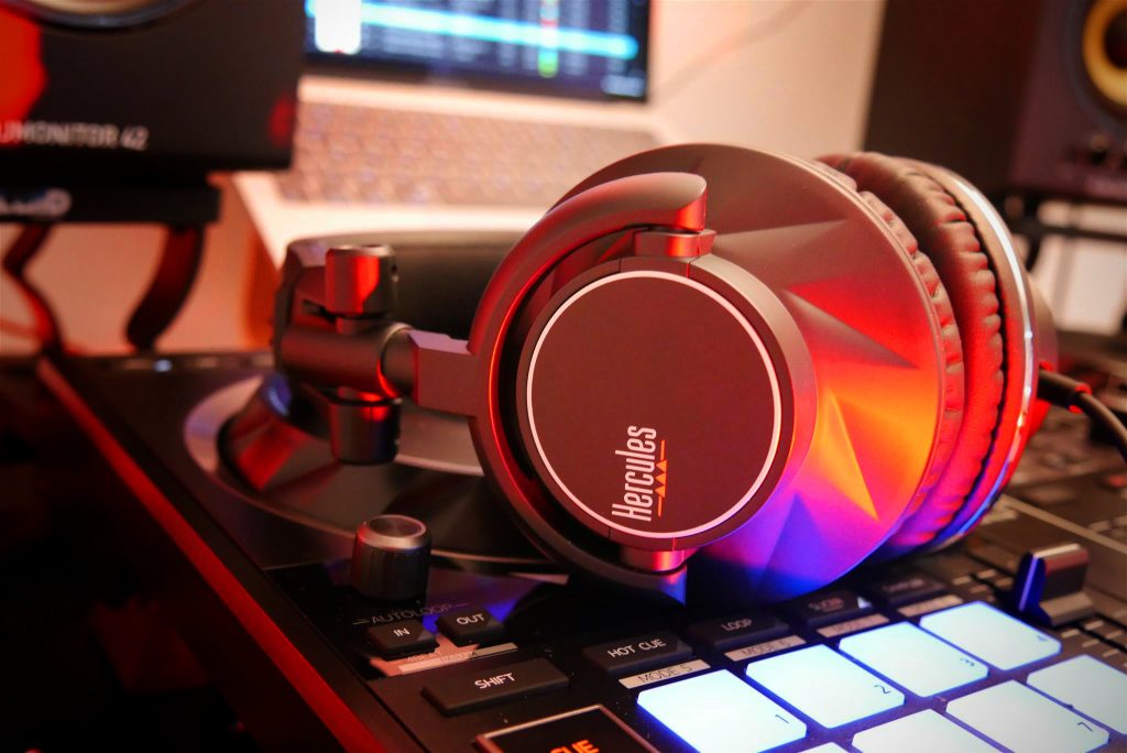 Hercules lanza nuevos auriculares para DJ, especialmente diseñados para
